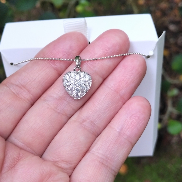 Ava Ro🚣 Silver Pave Heart❤ Pendant Necklace - NIB - Picture 10 of 15